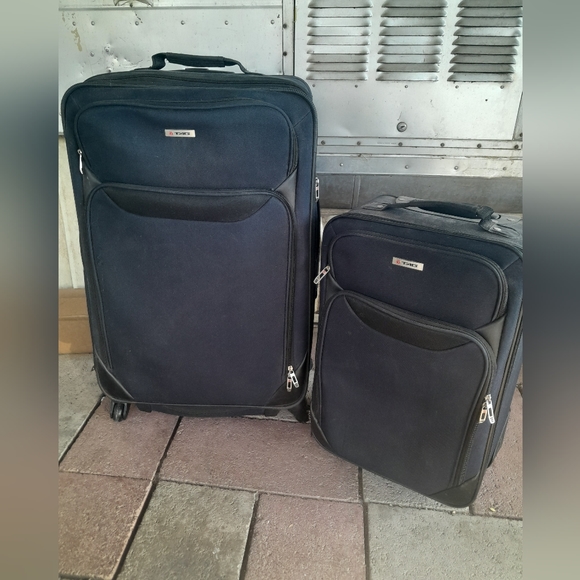 Suitcase Set - Picture 8 of 8